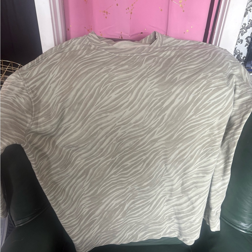 Zebra Print Long Sleeve Shirt Lululemon size 20